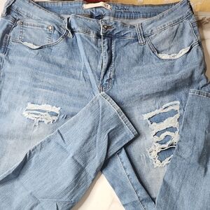 !it Jeans Light Blue Distressed Boyfriend Jeans